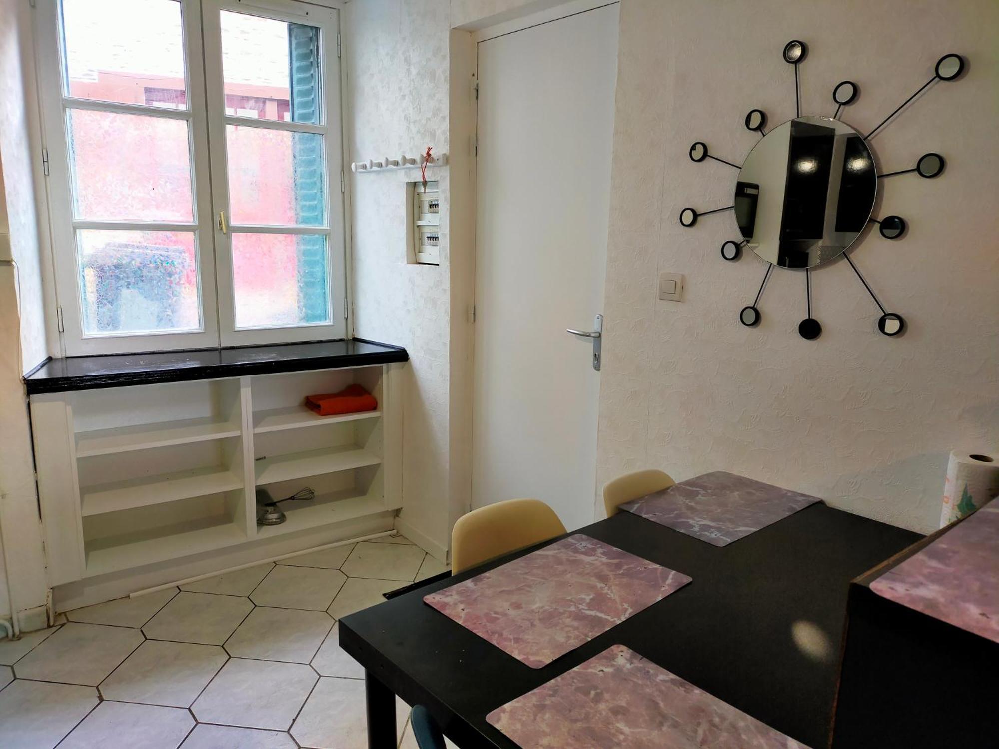 Studio En Rdc Avec Balcon Centre Vitre Exteriör bild